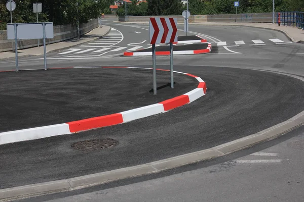 Nieuwe Rotor Van Het Verkeer Stad — Stockfoto