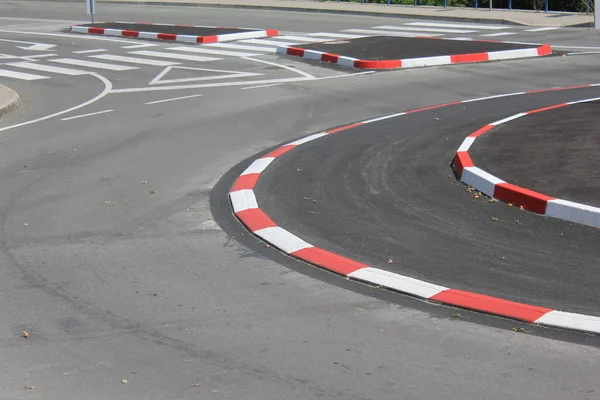 Nuevo Rotor Tráfico Ciudad Fotos de stock libres de derechos