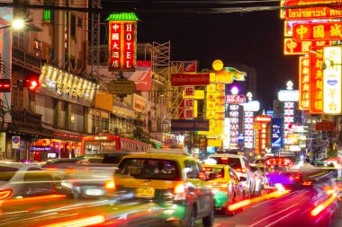 Çin Kasabası, Bangkok, Tayland - 6 Eylül 2019: Tayland 'da gece sokak yemekleri