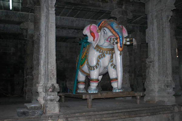 Elefantenstatue im hinduistischen Tempel, Tamil Nadu, Indien — Stockfoto