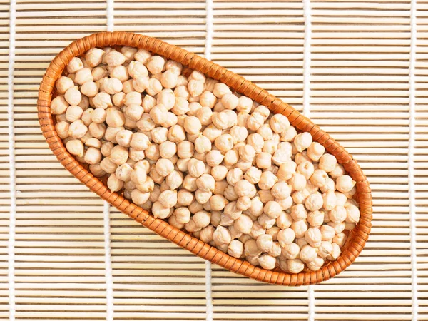 Mung bean in wicker basket. Indian cuisine, ayurveda, naturopath — Stock Photo, Image