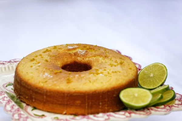Lezzetli Ev Yapımı Limonlu Kek
