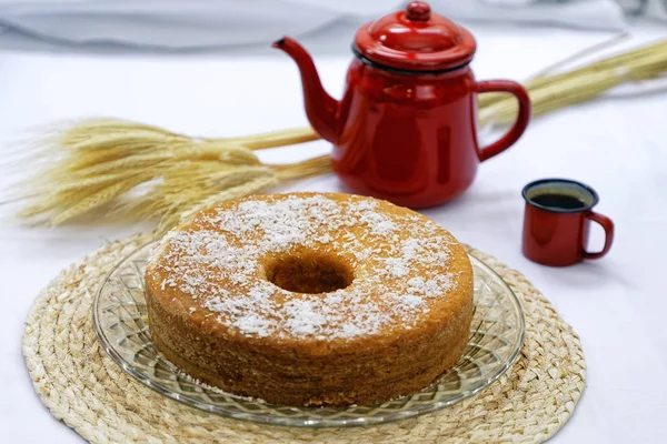 Zelfgemaakte Maïsmeel Cake Met Kokos Thee — Stockfoto