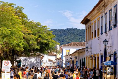 Paraty, Rio de Janeiro, Brezilya - 29 Temmuz 2018 - Paraty şehrinin mimari ve antik sokakları - Rio de Janeiro - Brezilya