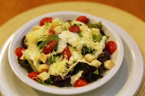 Natuurlijk Voedsel Caesarsalade — Stockfoto