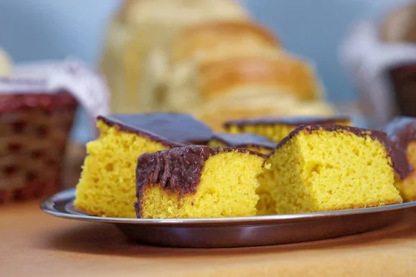 Lezzetli yemek servisi yakın çekim. Yemek konsepti