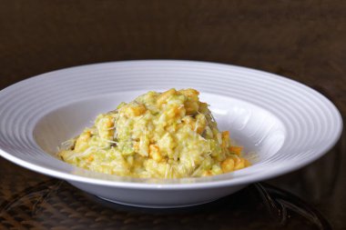 Shitake Mantarı ve Sarımsaklı Karides Risotto.