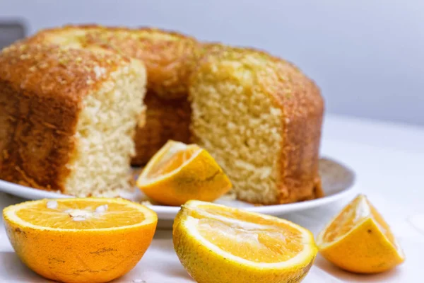 Heerlijke Zelfgemaakte Sinaasappeltaart Gesneden Sinaasappels — Stockfoto