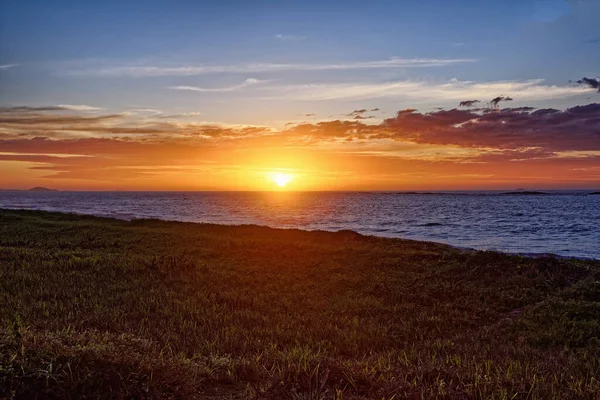 Bellissimo Paesaggio Marino Sorprendente Tramonto Nell Oceano Atlantico — Foto Stock