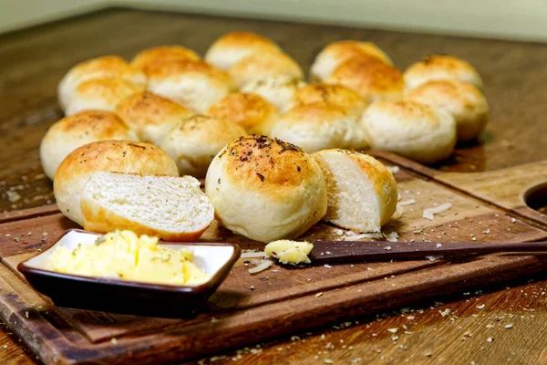 Pane Patate Con Origano Servito Una Tavola Legno Imburrata — Foto Stock