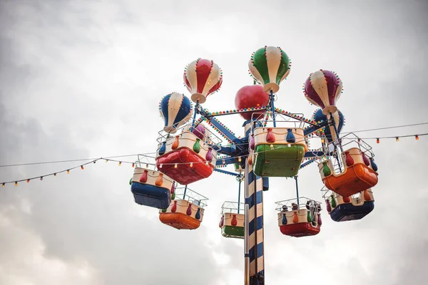 Carrousel pour enfants à la foire du Nouvel An à Moscou — Photo