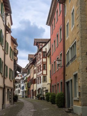 Stein Am Rhein 'in merkezinde renkli gezinti güvertesi - 2