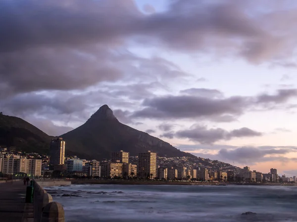 Cape Town sahilinde dramatik gün batımı - 2 — Stok fotoğraf