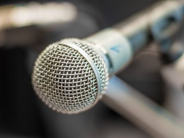 Konserden önce sahnede mikrofon - 1