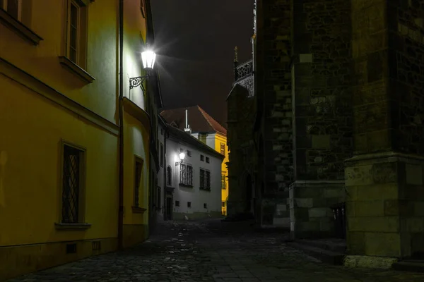 Strada Acciottolata Brno Repubblica Ceca Tarda Notte — Foto Stock