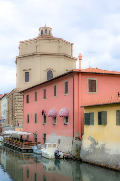 Canal Antigas Muralhas Bairro Venezia Livorno — Fotografia de Stock