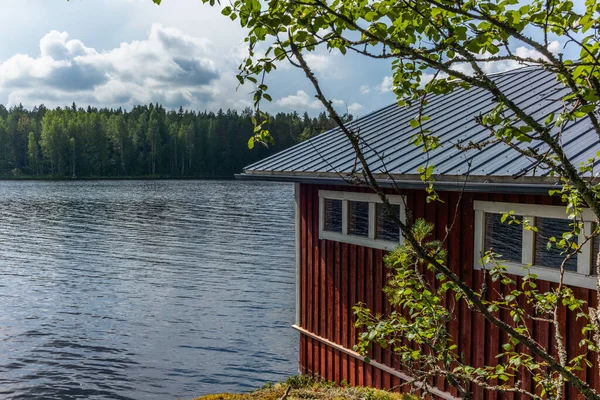 Casa Típica Del Barco Rojo Orilla Del Lago Saimaa Finlandia — Foto de Stock