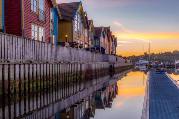 Reflexões Sobre Mar Fiorde Bergen Noruega — Fotografia de Stock