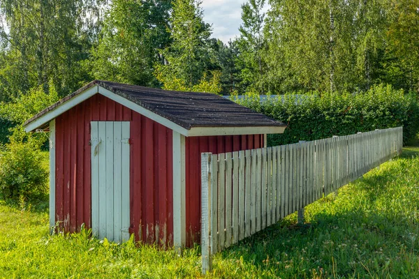 Típica Casa Jardín Roja Finca Finlandia —  Fotos de Stock