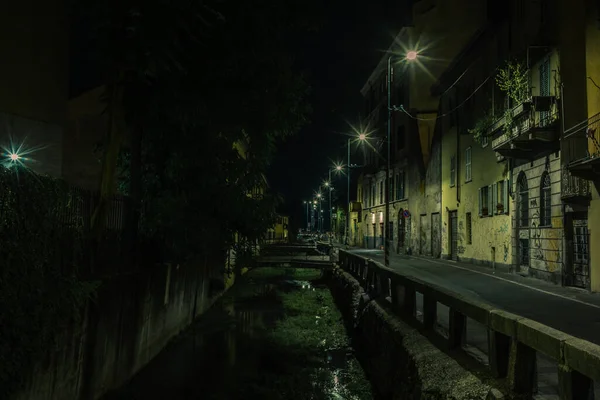 Kilátás Üres Navigli Vízi Csatornák Milánóban Éjszaka — Stock Fotó