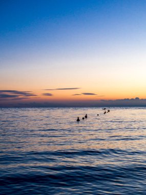 Toskana Denizi 'nde Şamandıralar