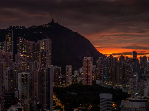 Tayfundan Önce Gün Batımında Hong Kong Gökyüzü — Stok fotoğraf