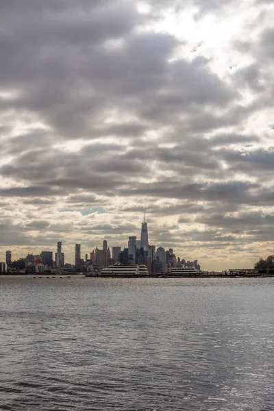 Kilátás Felhőkarcolók Manhattan New York Hudson Folyó Télen Weehawken — Stock Fotó