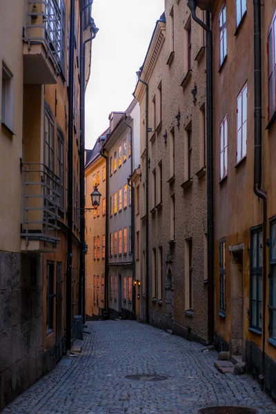 Vecchia Strada Acciottolata Con Case Colorate Stoccolma Mattino — Foto Stock
