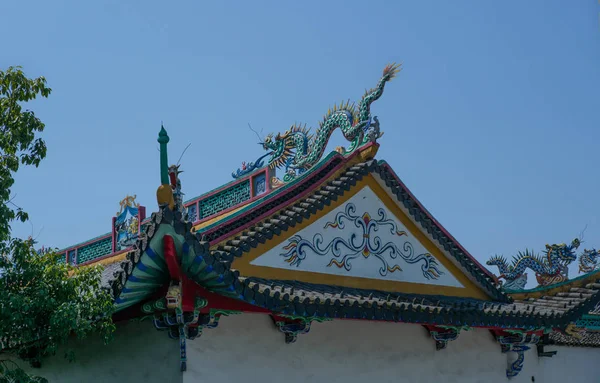 Detail Eines Buddhistischen Tempels Wenzhou China Laterne Dach Und Drachen — Stockfoto