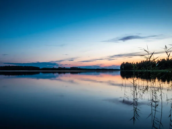 Pôr Sol Nas Margens Calmo Lago Saimaa Parque Nacional Linnansaari — Fotografia de Stock