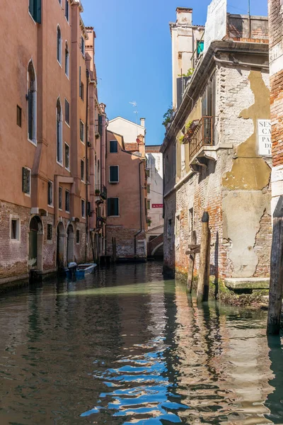 Entrances Water Channels Old Palaces Venice Seen Gondola — Stock Photo, Image