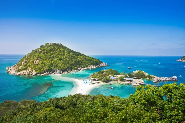 Koh Tao Tayland 'daki Nangyuan Adası' nın güzel doğa manzarası üzerine en yüksek bakış açısı. 