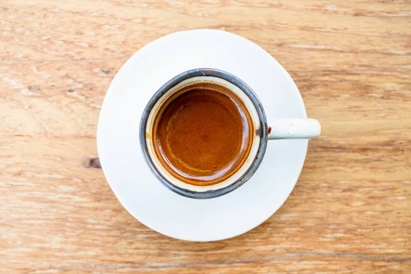 Een kopje hete espresso koffie — Stockfoto
