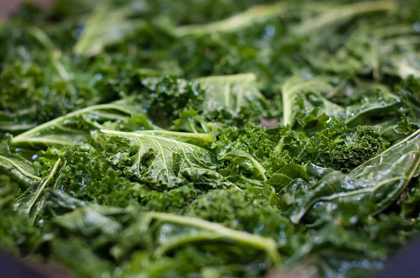 Cavolo Fresco Verde Nutriente Biologico Preparazione Cottura Preparato Gustose Patatine — Foto Stock