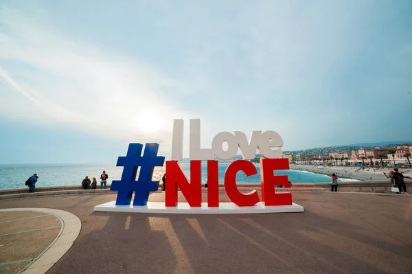 Nice, França - 15 de outubro de 2018: hashtag I Love Nice sign with t — Fotografia de Stock