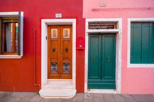 Burano Itália Novembro 2017 Famosos Edifícios Coloridos — Fotografia de Stock