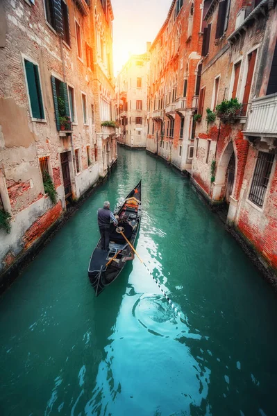 Venecia Italia Octubre 2017 Estrechas Calles Antiguas Famosa Góndola Gran — Foto de Stock