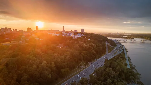 Utsikt Byen Ved Solnedgang Kiev Ukraina – stockfoto