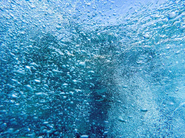 Bolle Aria Salgono Fuori Dall Acqua Bella Estate Naturale Primavera — Foto Stock