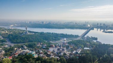 Hava şehri manzarası. Kiev, Ukrayna ve İHA görüntüsü