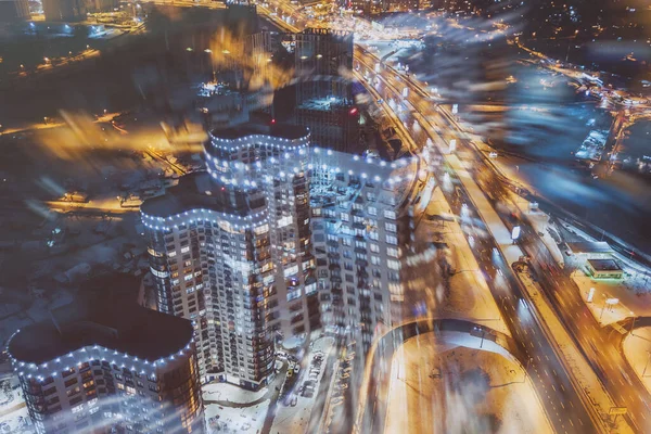 空中夜景と交通車 ドローン撮影 — ストック写真