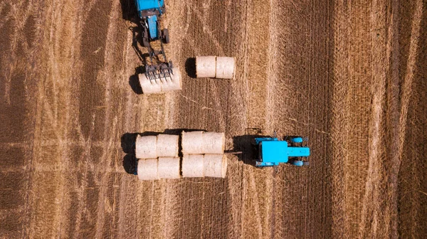 Vista Serie Moderno Equipo Agrícola Maquinaria Cosecha Tractores Campo Trigo —  Fotos de Stock