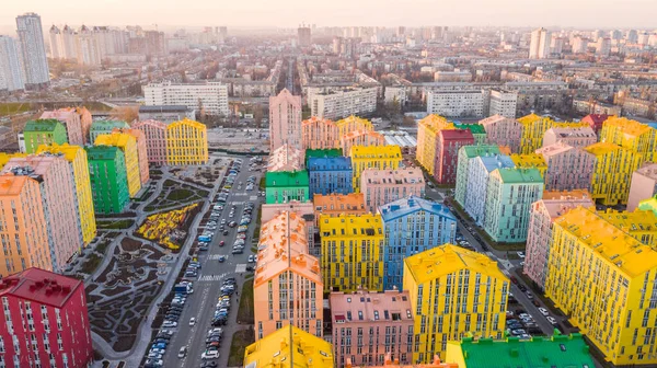 Vista Aérea Panorâmica Edifícios Coloridos Vermelho Verde Azul Amarelo Rua — Fotografia de Stock