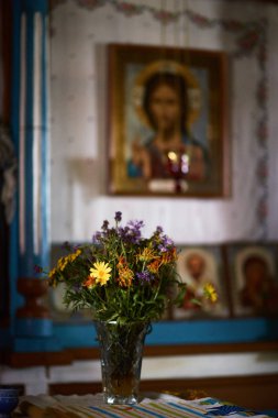 Arkhangelsk Bölgesi, Rusya-Ağustos 2013: Eski şapelin içi.