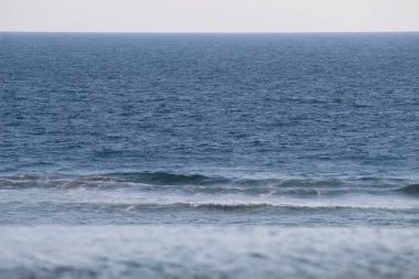 Sakin bir günde elmas bölgesinde Acapulco deniz dalgaları