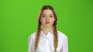 Genç bir başparmak ortaya çıktı. Yeşil ekran