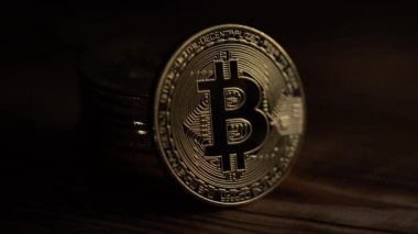 Gümüş bitcoins dijital para btc para kripto para birimi. Yakın çekim