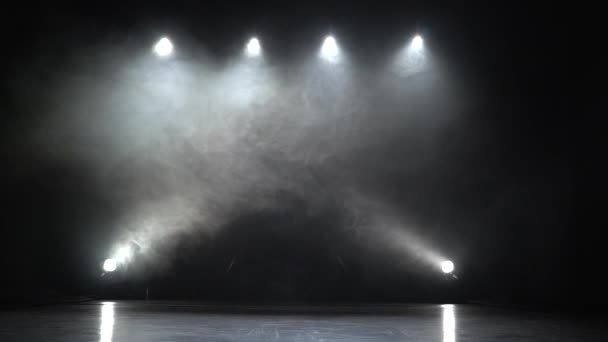 Luces de escenario. Cuadrado. fondo de humo — Vídeos de Stock