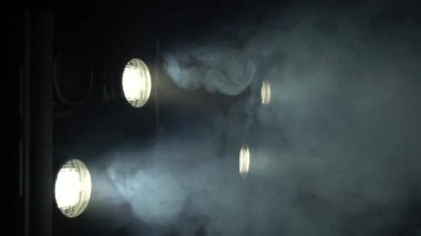 Sahne ışıkları, parlak ve açma ve kapatma projektörler