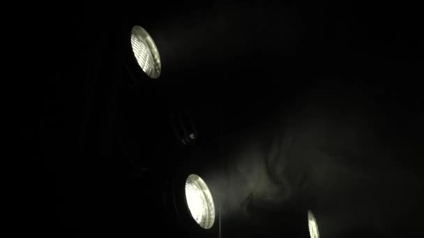 Projecteurs avec lumière scintillante créer de la musique de couleur 